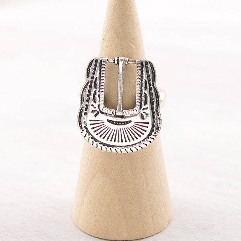 Silver Western Buckle Stretch Ring